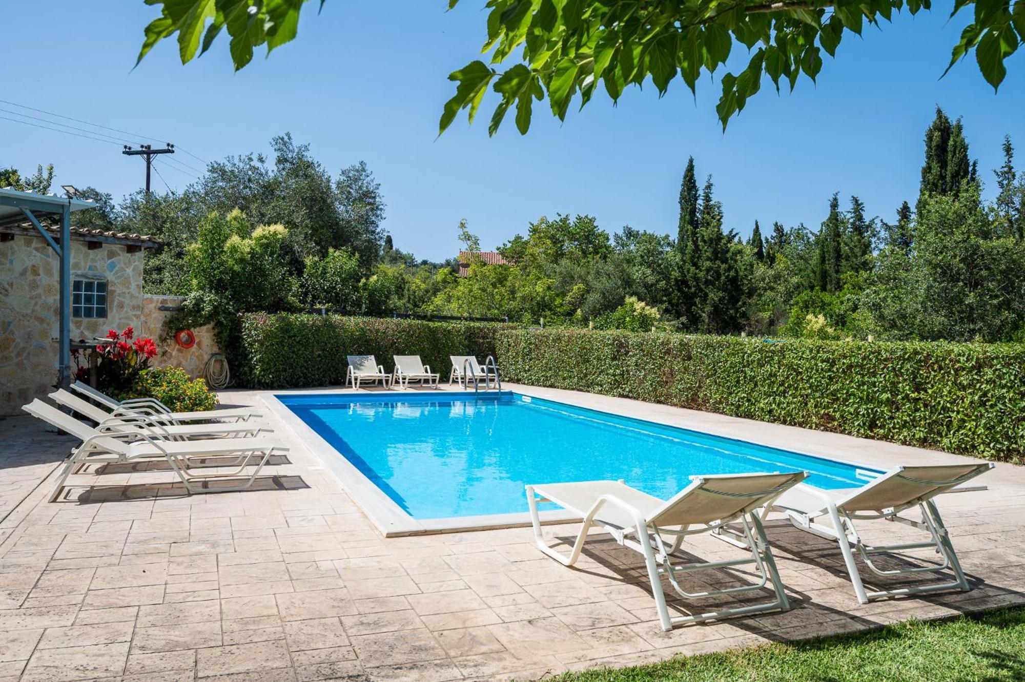 Villa Nefeli With Private Pool By Konnect Dassia  Extérieur photo